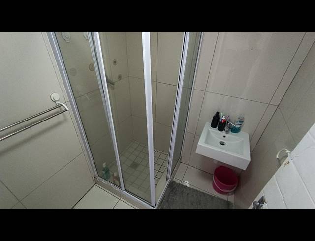 2 BEDROOM APARTMENT FOR SALE IN ZONNEBLOEM